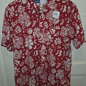 Old Navy Red and White Floral Casual Hawaiian Shirt. Size M.